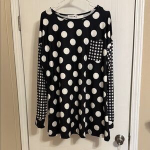 Polka Dot Long Sleeve Blouse - Black and White